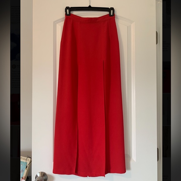 VINTAGE “MARK WONG NARK”  TWO PIECE RED OUTFIT - - Picture 5 of 10
